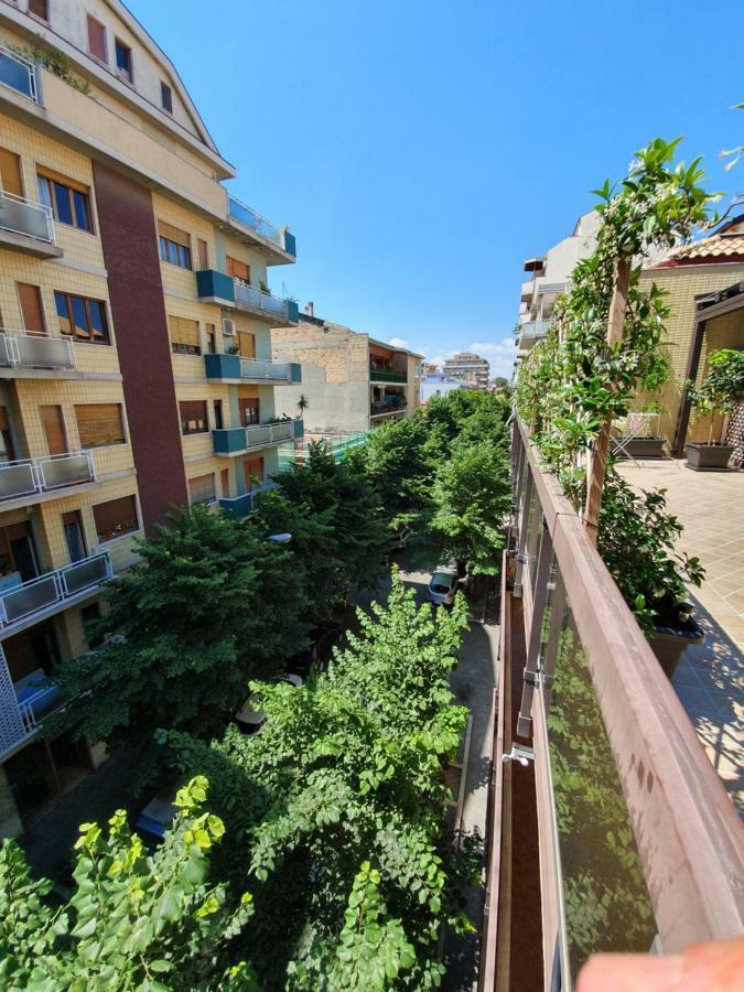Luxury Penthouse With Sea View - City Center เปสการา ภายนอก รูปภาพ